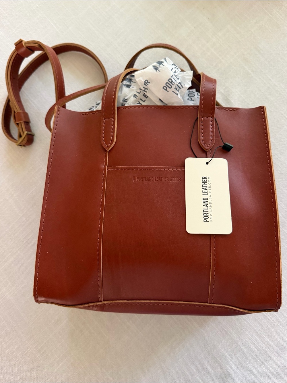 Portland Leather Lola Crossbody Zip Top Tote Bag in Honey - NWT!